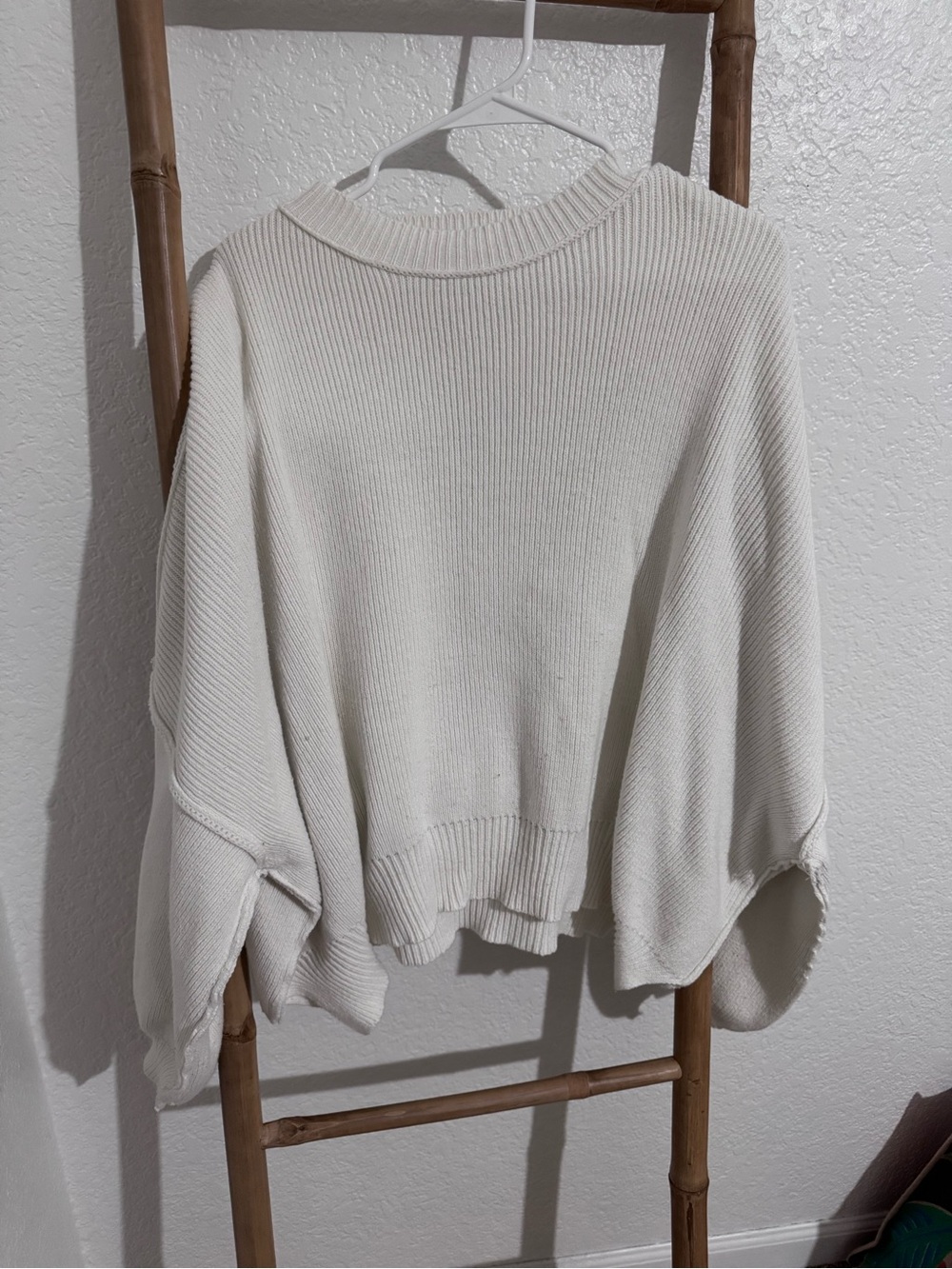 Women's Cream Ribbed Drop-Shoulder Sweater